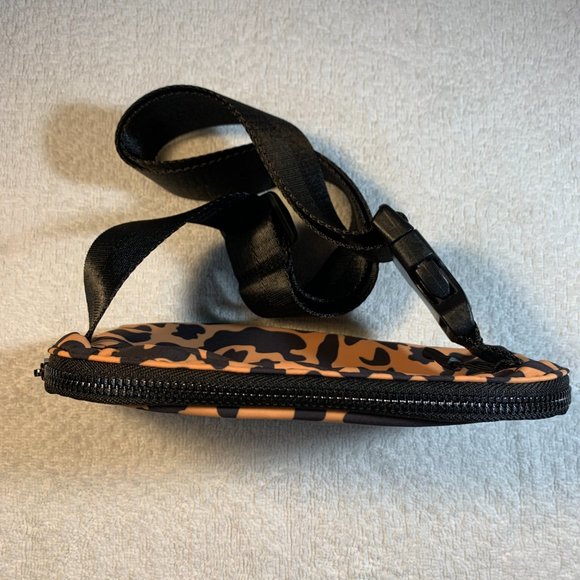 Leopard Print Everywhere Belt Bag - Picture 2 of 4